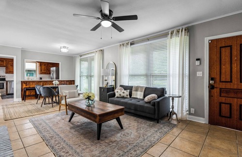 Fort Smith House | Remodeled Home in a Great and Quiet Neighborhood - Close to Everything!