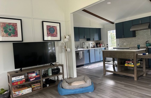 Como House | Remodeled house, fenced-in yard, 3 blocks from Lake Como& minutes to Lake Geneva