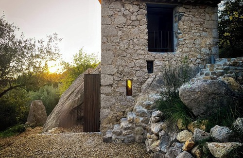 Buis-les-Baronnies Cabin | Remote cottage with valley views