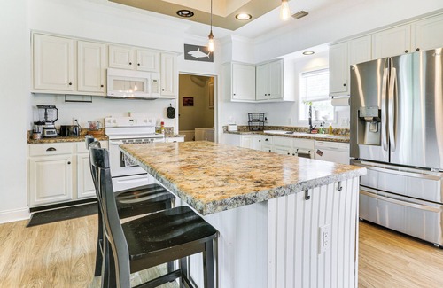 Sunshine House | Remote-Work Friendly: Lehigh Acres Family Home