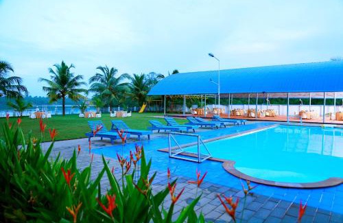Vypin Hotel | Renai Blue Waters Cherai