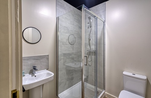 Southport Apartment | Renaissance 4: 1 Bedroom Apartment in Southport