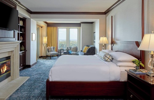 Montgomery Hotel | Renaissance Montgomery Hotel & Spa at the Convention Center