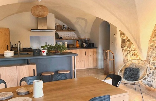 Saint-Julien-en-Champsaur Ski Chalet | Renovated farmhouse, mountain view, close to ski resorts, brazier, garden, quiet area