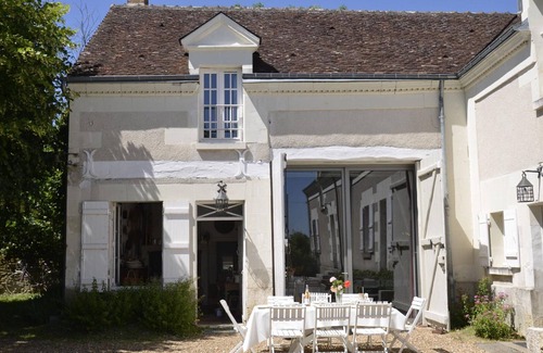 Saint-Georges-sur-Cher Cottage | Renovated house with pool and garden in Val de Cher