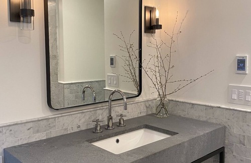 Hollowville House | Renovated 1832 Colonial Farmhouse - Swimming Pool | Hudson River Valley