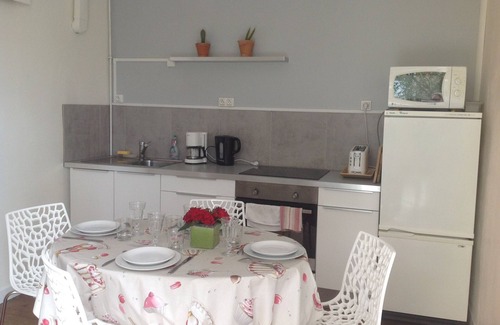 Angers House | Renovated 2 bedroom house in the heart of Angers