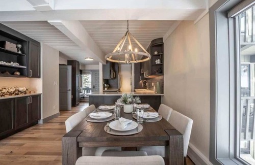 Snowmass Village Condo | Renovated 2 BR *TRUE Ski-in/Ski-out*