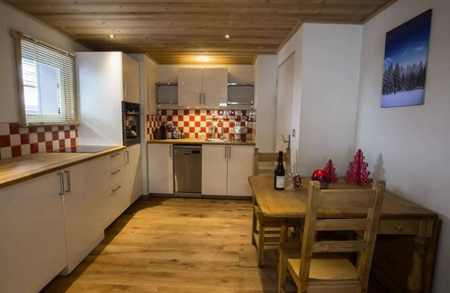 Val-d'Isere Apartment | Renovated 2-room apartment in Laisinant-ski-in ski-out