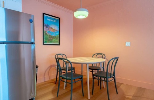 Bay Esplanade Apartment | Renovated 2025 - Retro Beach Oasis with Color Pop