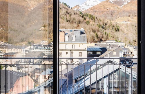 Cauterets Apartment | Renovated 3-bed apartment, downtown Cauterets