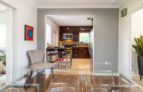 Coral Way House | Renovated Art Deco Style Casita Near Coral Gables