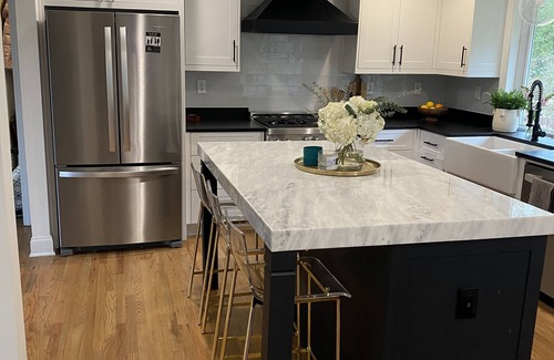 Augusta House | RENOVATED Augusta home .7mi WALK to the NATIONAL! RARE FIND!