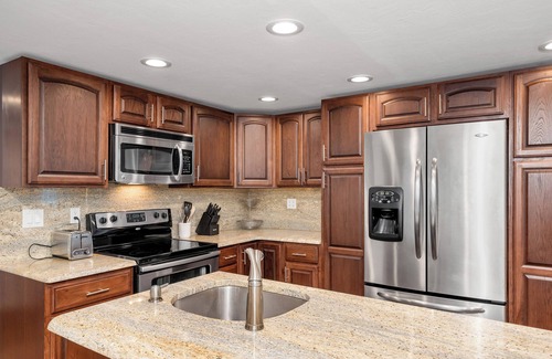 Moultonborough House | Renovated Balmoral Winnipesaukee Sleeps 8 Pet Friendly