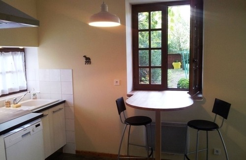 Bressolles Cottage | Renovated barn in Bressolles with terrace and garden