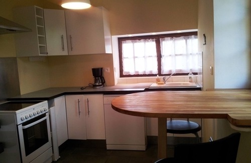 Bressolles Cottage | Renovated barn in Bressolles with terrace and garden