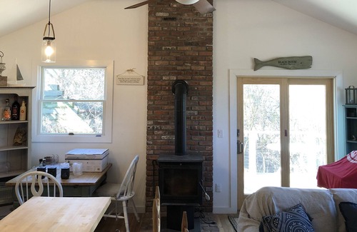Montauk Cottage | Renovated Beach Cottage ~ Walk/Bike To Montauk Village
