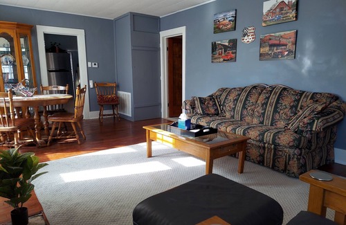 Iola House | Renovated Bungalow with Cozy Gas Fireplace