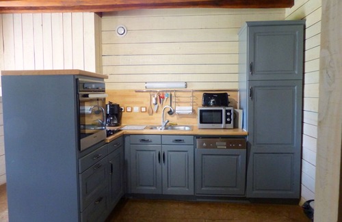 Bransat Cottage | Renovated Eco-Cottage with Shared Spa and Garden