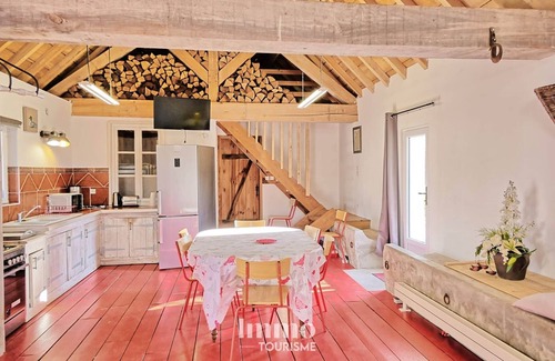 Lassay-sur-Croisne House | Renovated farmhouse in the heart of Sologne