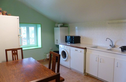 Deux-Chaises Cottage | Renovated farmhouse with garden and private pond in the countryside