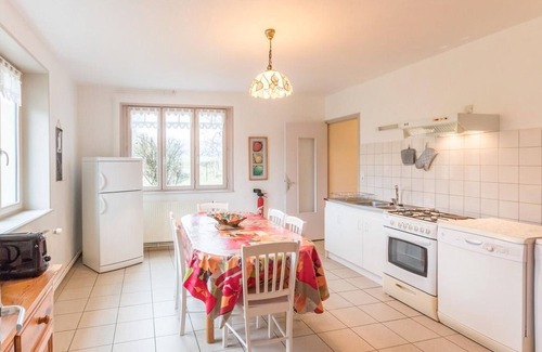 Breurey-les-Faverney Cottage | Renovated old mill with enclosed garden in Breurey-lès-Faverney