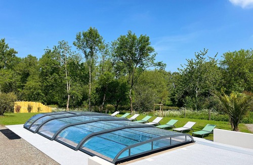 Talmont-Saint-Hilaire House | Renovated country estate with swimming pool