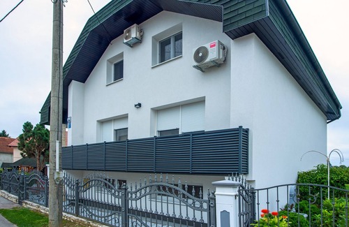 Sveti Ilija House | Renovated Holiday Home: Big Parking, Child & Pet-Friendly, Close to Highway Exit