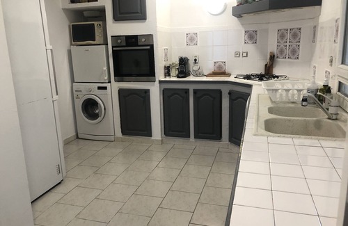 Saint-Paul-en-Foret Villa | RENOVATED HOUSE IN ST PAUL EN FORET