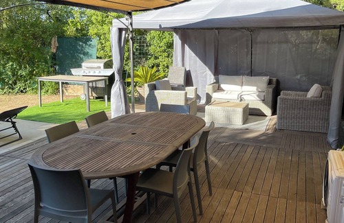 Saint-Paul-en-Foret Villa | RENOVATED HOUSE IN ST PAUL EN FORET