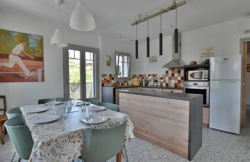 Thonon-les-Bains House | Renovated house, modern comfort, quiet area, parking