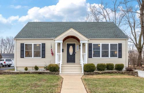 Wentzville House | Renovated House for 14 in Wentzville MO