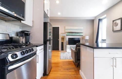 Bowery Apartment | Renovated Lower Eastside 2BR Washer Dryer