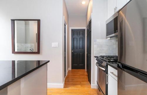 Bowery Apartment | Renovated Lower Eastside 2BR Washer Dryer