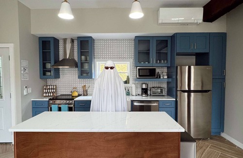 Lanesville Apartment | Renovated Modern Farmhouse Stay