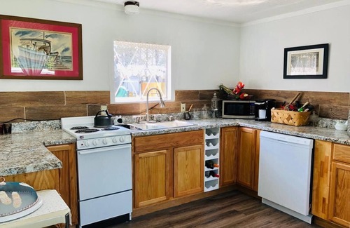 Ocean Isle Beach House | Renovated retro trailer in within 2 miles of Sunset Beach & Ocean Isle Beach