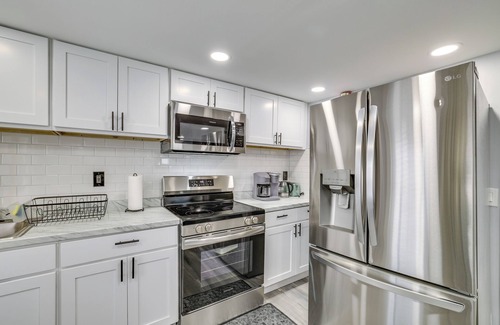 Waterbury Apartment | Renovated Retreat in Downtown Waterbury!