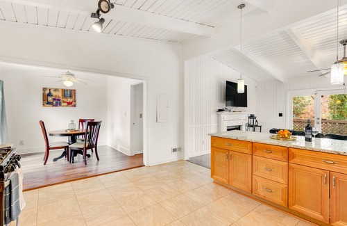 Buford Highway House | Renovated retreat with large deck, fireplace, & washer/dryer - dog-friendly