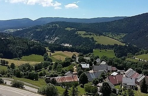 Villard-de-Lans Apartment | Renovated studio at the foot of the slopes with elevator in Villard de Lans