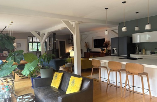 Cote Pavee House | Renovated studio for 8 people with swimming pool and garden in the heart of Toulouse