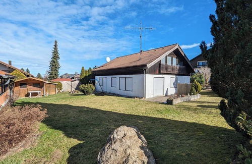 Weiler-Simmerberg Apartment | Renovated vacation apartment in a quiet residential area and garden (play and sunbathing lawn)