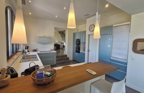 Sainte-Maxime Villa | RENOVATED VILLA WITH POOL - BEAUTIFUL SEA VIEW, CLOSE TO THE BEACHES