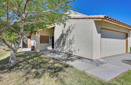 Yuma Apartment | Renovated Yuma Home w/Community Pool!