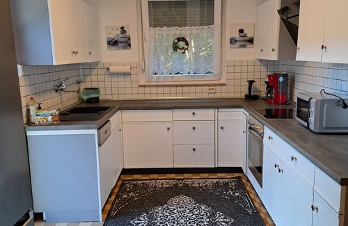 Orscholz House | Renoviertes Forsthaus mit Feuerstelle und Kaminofen. Nähe Aussichtpunkt Cloef