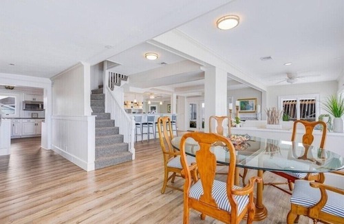 Scituate Cabin | Rent entire exquisite former Inn & former Bed & Breakfast with 5 Beds & 6 Baths