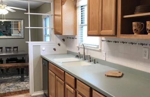 Lometa House | Rent entire family friendly country home with a handcrafted live edge furniture