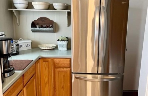 Lometa House | Rent entire family friendly country home with a handcrafted live edge furniture