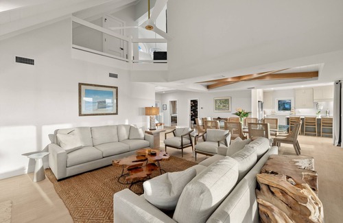 Captiva House | RENT NOW! NEW, WATERFRONT HOME, IN VILLAGE, POOL, HOT TUB, DOCK, PUTTING GREEN!