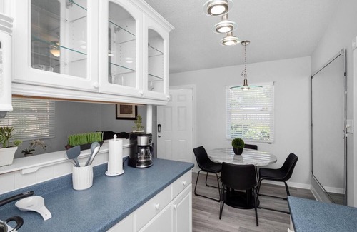 Southside House | Rent this cute bungalow in the “Southside” area of Jacksonville