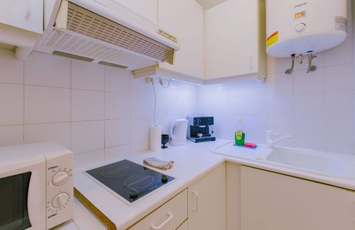 Estoril Apartment | RENT4REST ESTORIL BEACHFRONT APARTMENT - STUDIO